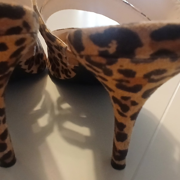 Seven Dials Leopard Print Heels Sz 8.5M - Picture 2 of 7
